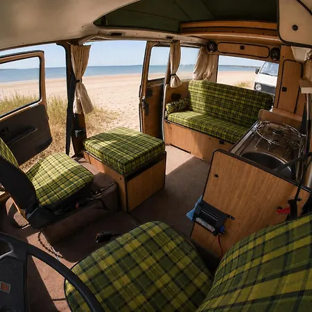 Parque de Campismo L'île Aux Combis Vw Combi 4 à 6 Places Aménagé Et équipé Confort Grand-Village-Plage