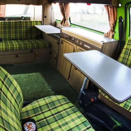 Campeggio L'île Aux Combis Vw Combi 4 à 6 Places Aménagé Et équipé Confort *